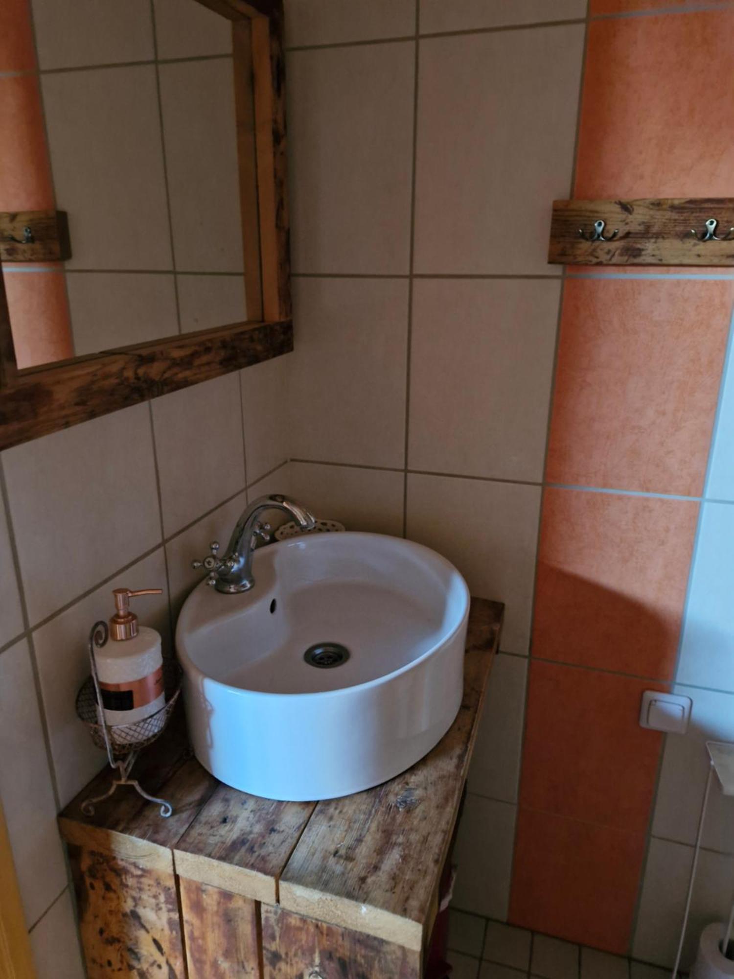 Suur-Sadama Apartment Kuressaare Esterno foto