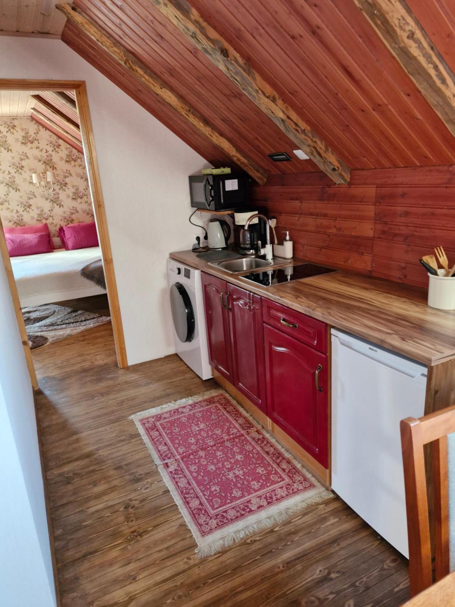 Suur-Sadama Apartment Kuressaare Esterno foto